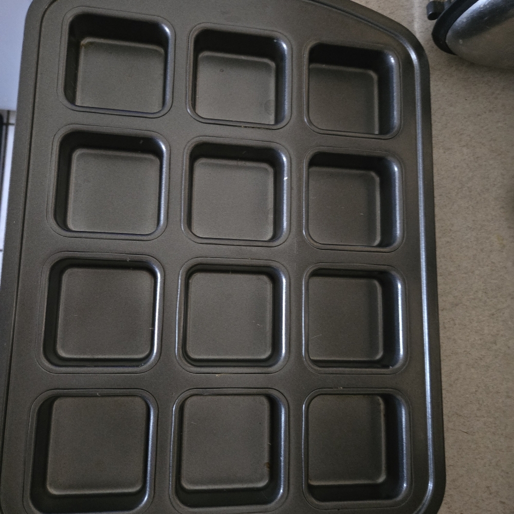 Bakeware Pans - Picture 9 of 10